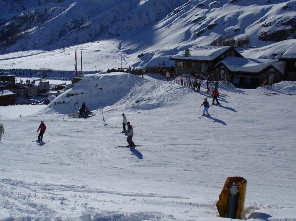 Hotel Baita Cretaz Breuil-Cervinia Eksteriør bilde